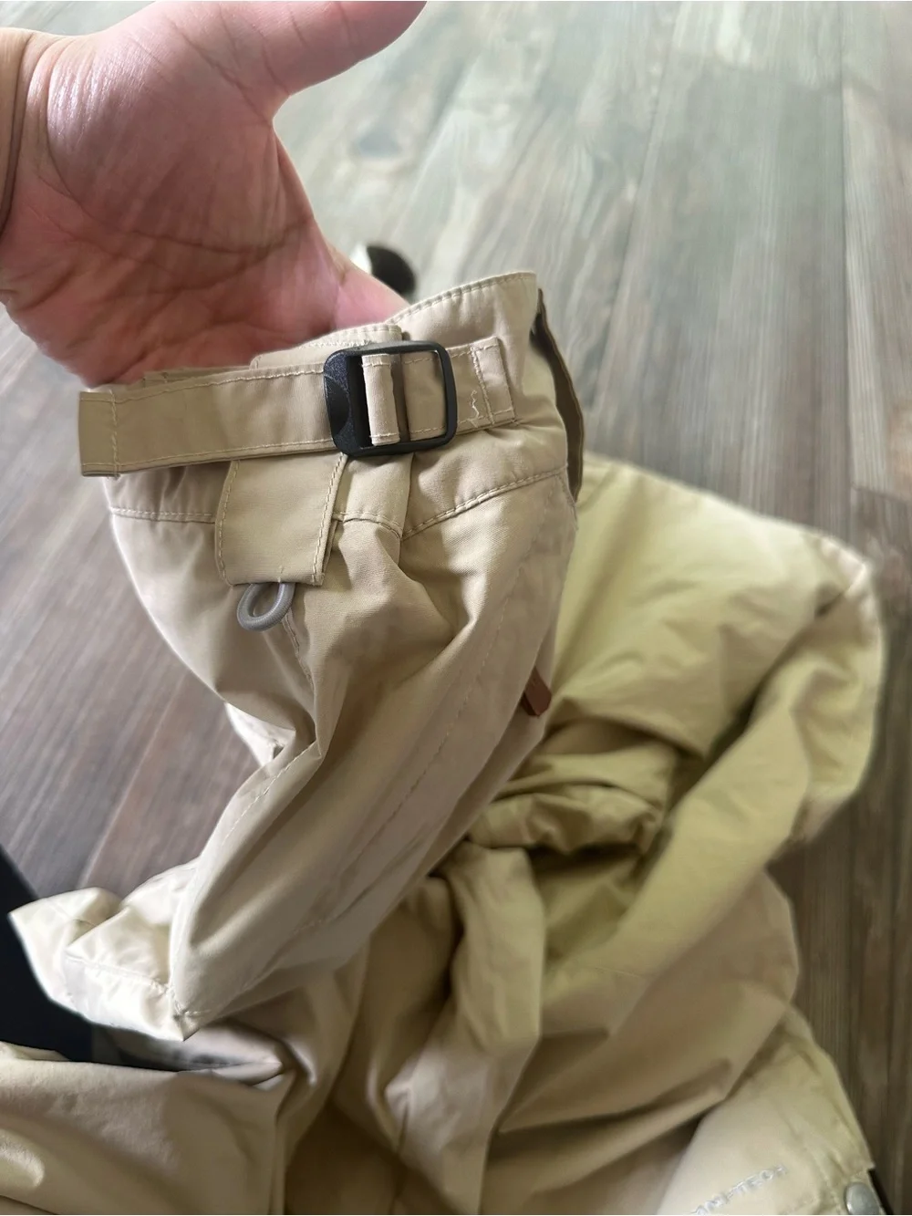 Vtg 1990's Men's M Columbia Convert Khaki Tan Ski Snowboarding Pants Omni-Tech